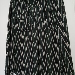 BEATIFUL Ann TAYLOR  BLOUSE SIZE S